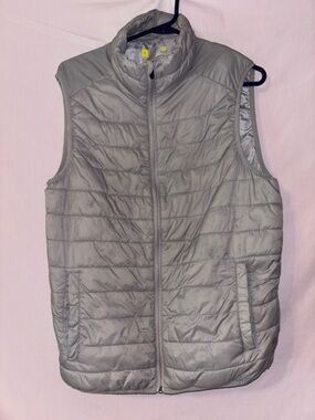 Xersion Light Gray Puffer Vest